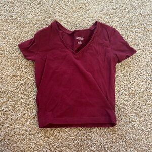 Women's V-Neck Cropped Burgundy Top